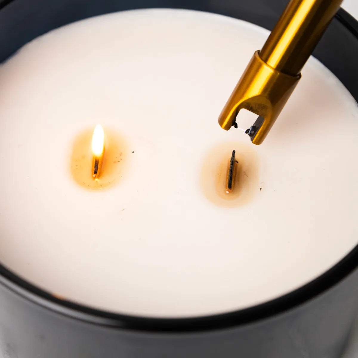 Rechargeable Laser Lighter - Gold